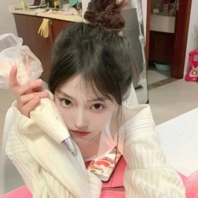 猫在爬